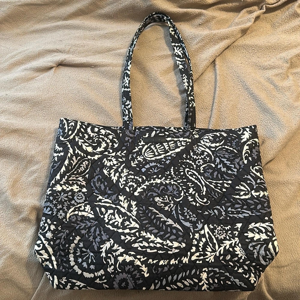 Vera Bradley tote bag